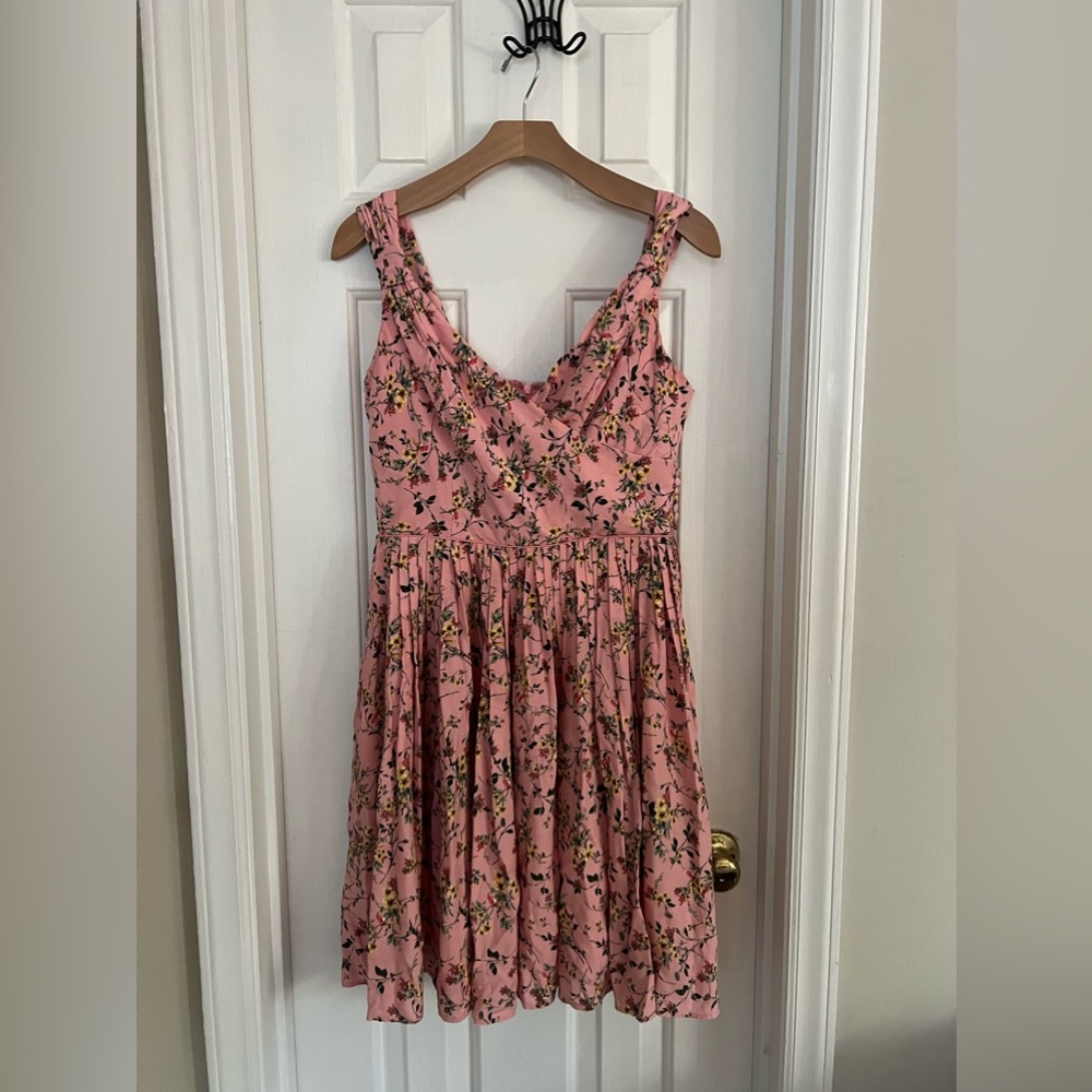 Gal Meets Glam “Sarah” dress